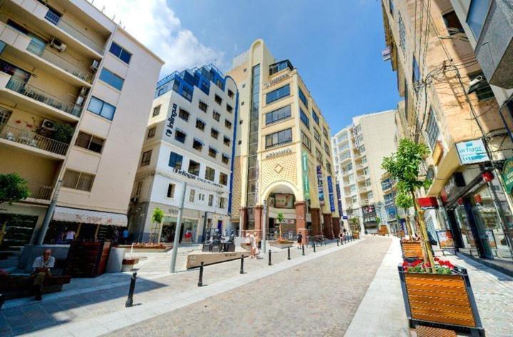 Modern 2Br Apartment In Central St Julian'S Saint Julian's Eksteriør billede
